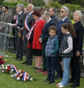 Lire la suite à propos de l’article Nous déplorons encore une organisation municipale de la cérémonie de commémoration du 8 mai 1945 sans groupe de jeunes